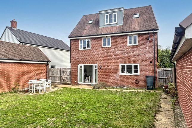 10 Wiltshire Gardens, Ashford photo 4
