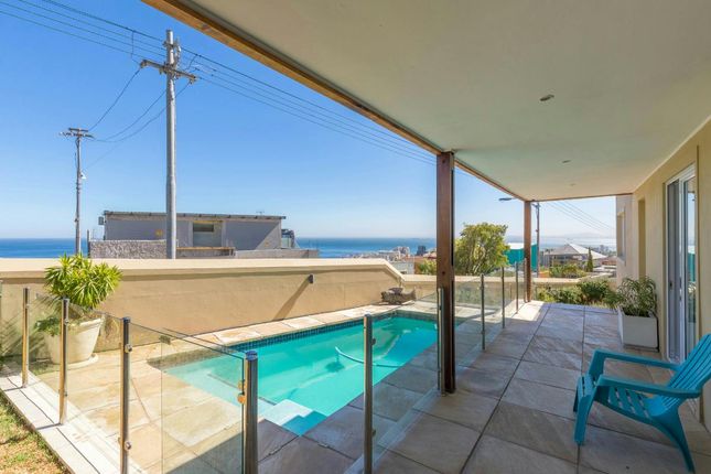 Detached house for sale in Ocean View Drive, Atlantic Seaboard, Western Cape