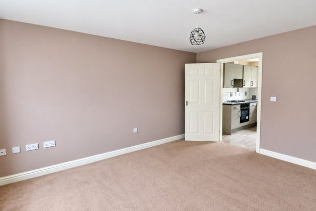 32, Penhole Drive, Cornwall photo 4