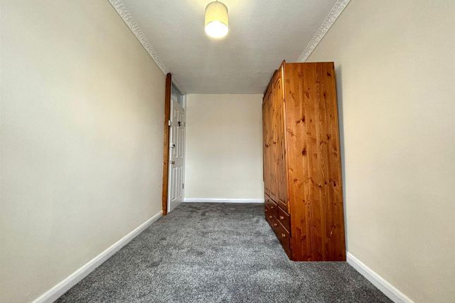 Bedroom 2.Jpeg