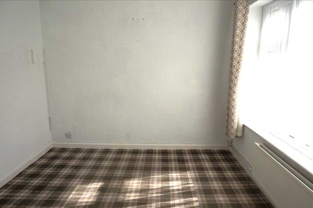 7, Trilwm, CARWAY, Kidwelly photo 5
