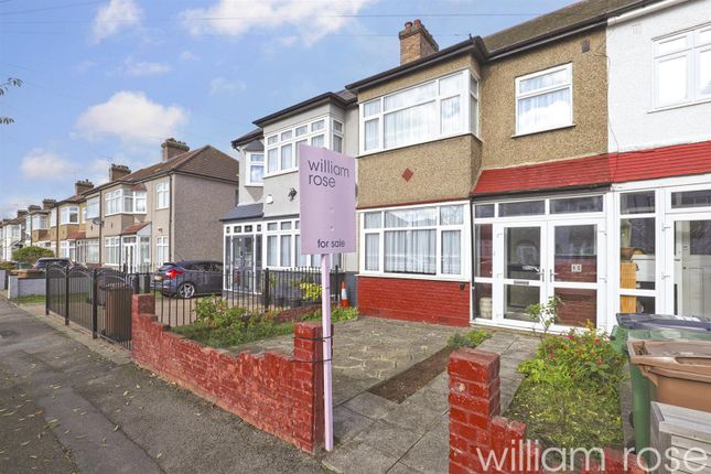 Thumbnail Terraced house for sale in Brook Crescent, Chingford, London