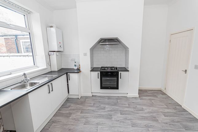 62 Hawthorn Street, Manchester photo 2