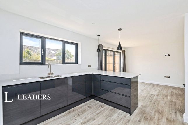 16, Swanbourne Road, Littlehampton photo 4