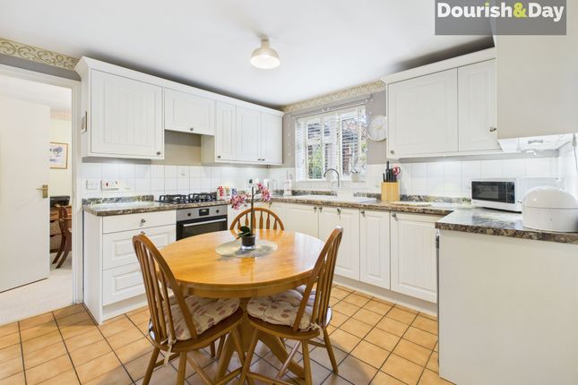 19 Bedingstone Drive, Stafford photo 2