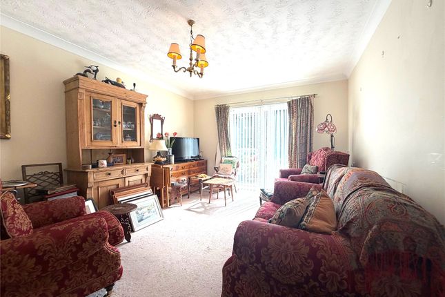 18, The Acorns, Sevenoaks photo 3