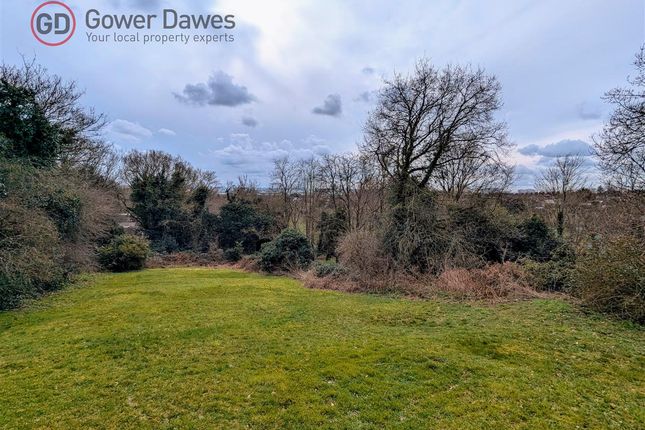 71, Malvern Road, Grays photo 3