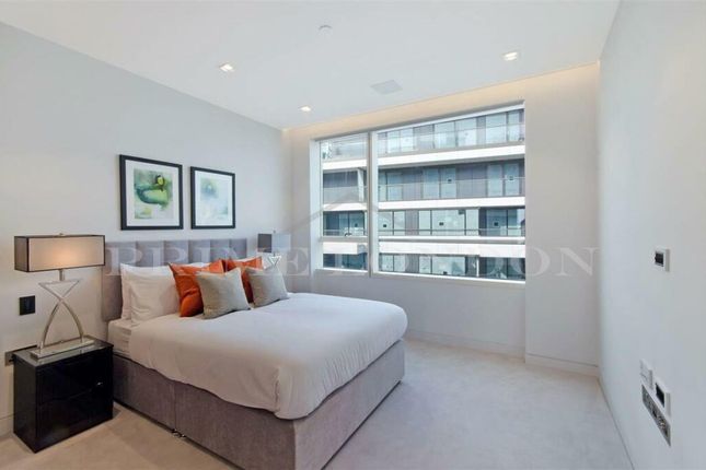 Flat for sale in Duchess Walk, One Tower Bridge, London