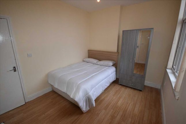 Flat to rent in Flat 1, 578 Hyde Road, Manchester