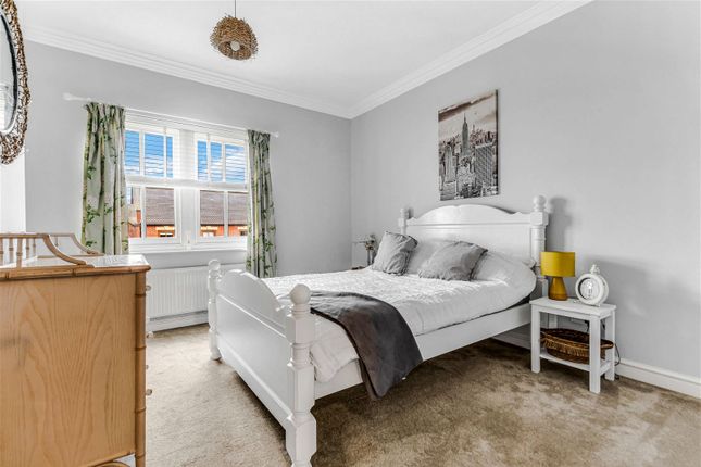 Detached house for sale in Commerce Street, Melbourne