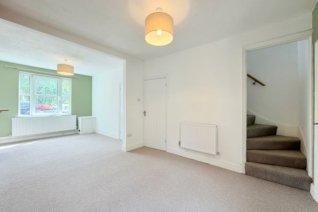 26, Jacksons Lane, WELLINGBOROUGH photo 2