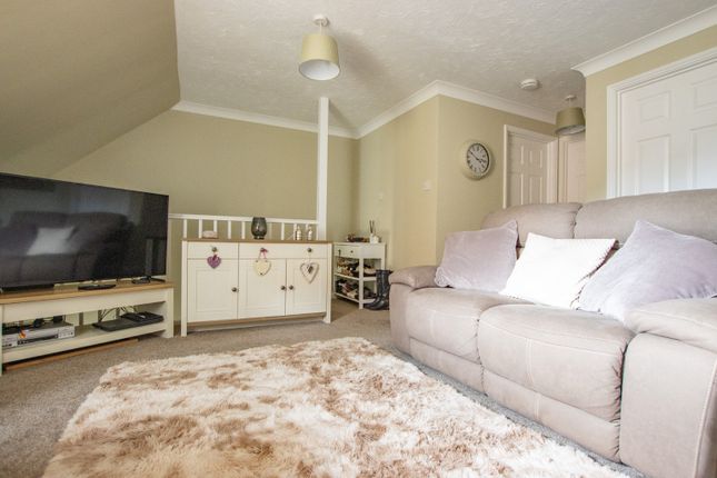 Flat 18, The Green, Dersingham photo 4