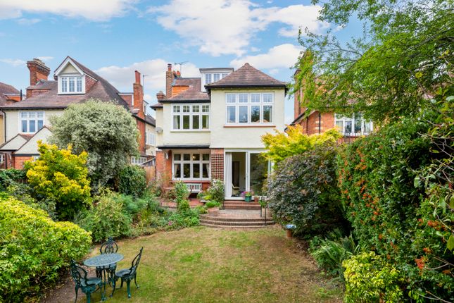 11, St. Matthew's Avenue, Surbiton photo 3