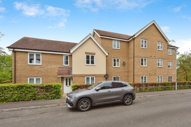 Thumbnail Flat for sale in Anvil Way, Kennett, Newmarket