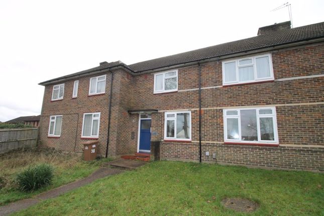 Thumbnail Flat to rent in Fleetwood Way, Watford