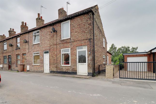 Thumbnail End terrace house for sale in Canal Side West, Newport, Brough