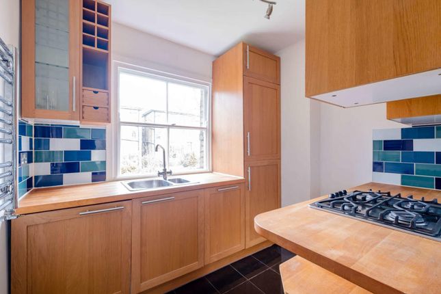 6d, Blackheath Grove, London photo 4
