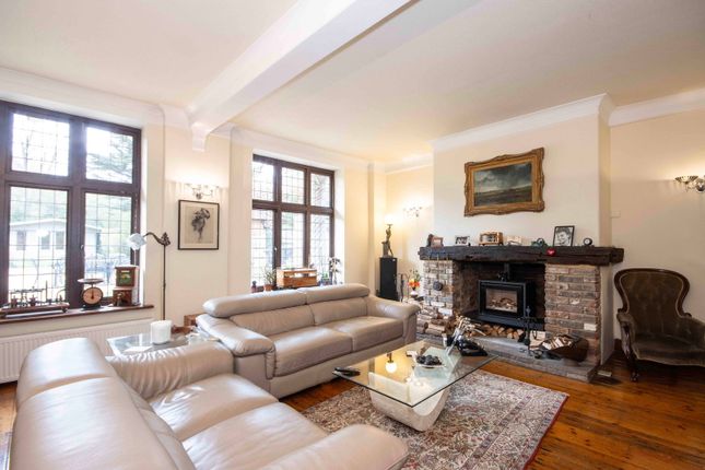 Tudor Lodge, Commonwood, Kings Langley photo 2