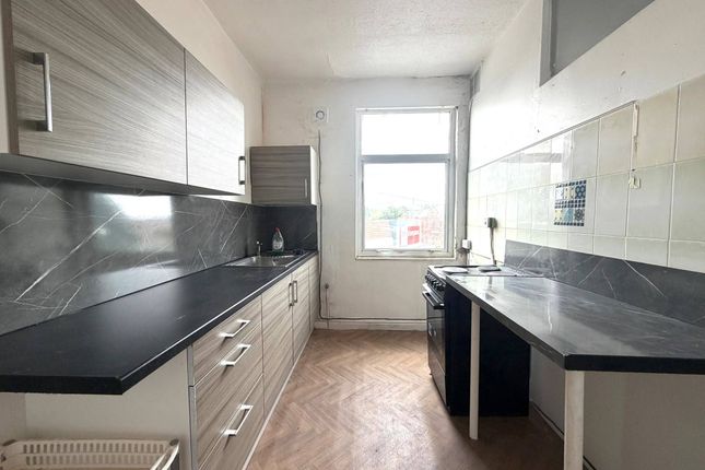 3 Beech Avenue, LEEDS photo 3