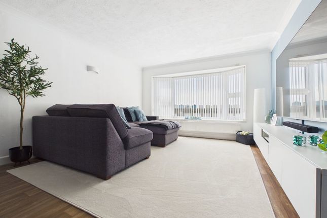 Kings Court,5, Brighton Road, Lancing photo 4