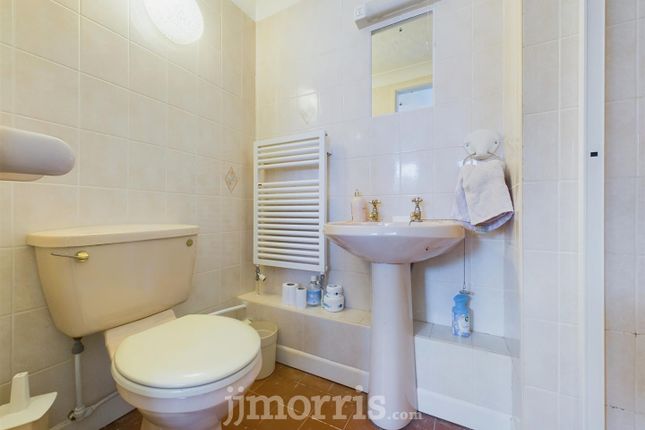 Ensuite