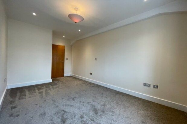 Flat to rent in Htp Apartments, Truro