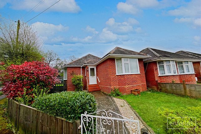 Bungalow for sale in Springford Crescent, Southampton