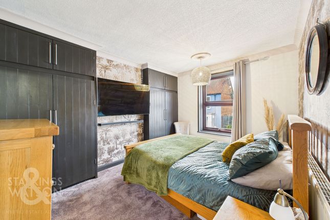 74 Cliff Hill, Great Yarmouth photo 4