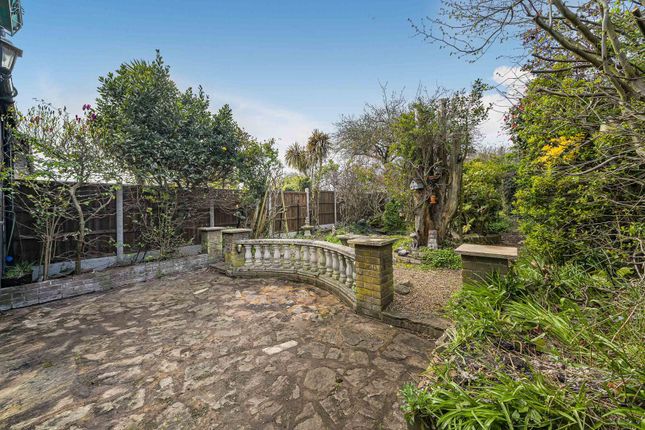 57, Arbuthnot Lane, Bexley photo 4