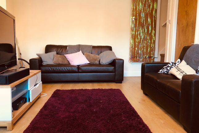 Terraced house to rent in Brudenell Street, Leeds