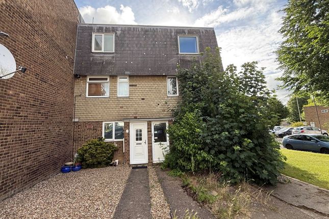 2-bed flat on 143, Copenhagen Close, Luton, £85,000