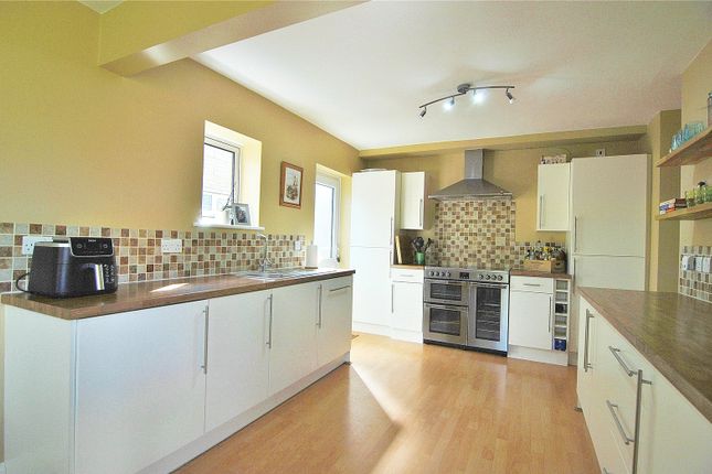 18, Ollney Road, Stroud photo 3