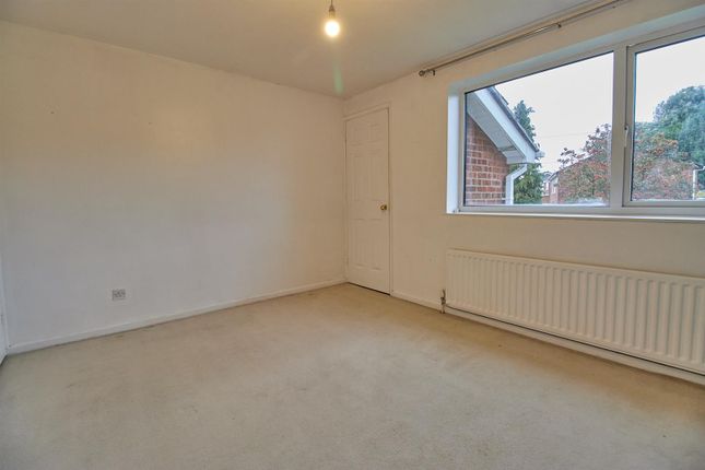 Town house for sale in Clifton Way, Hinckley