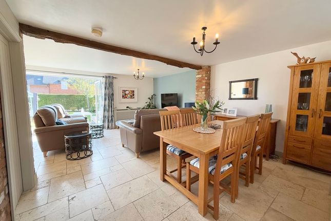 3 Longmoor Barns, Cublington Road, Aston Abbotts photo 4