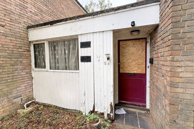 1-bed flat on 5a, Fettes Road, CRANLEIGH, £91,000