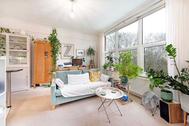 First Floor Rear Flat, 27D, Kings Avenue, London photo 4