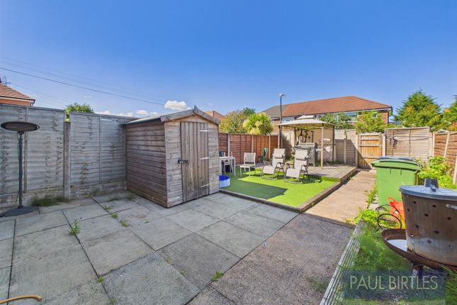 12, Lydney Road, Manchester photo 2