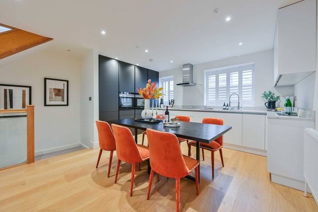 Terraced house to rent in Stanhope Terrace, Hyde Park Square, London