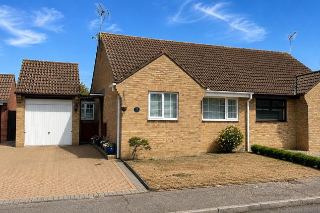 2-bed semi-detached on 3, Slaters Close, Frinton-On-Sea, £250,000