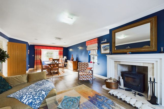 Provence House, 2 Carr Hill Ridge, Whitby photo 4