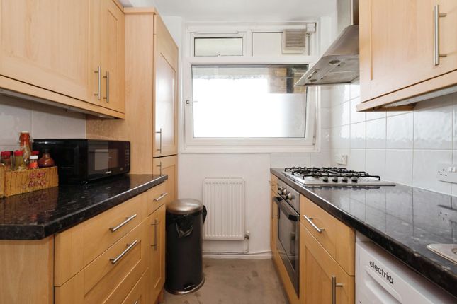 Flat for sale in Gresham Road, Brixton