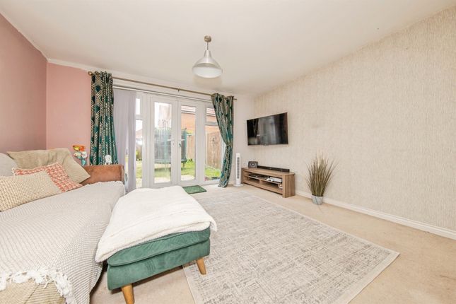 3, Hammersmith Way, IPSWICH photo 3