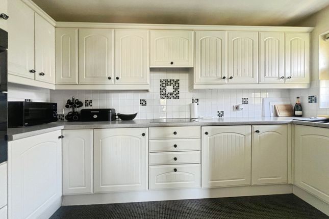 Flat 27, Highview Lodge,, William Farthing Close, Hampshire photo 3