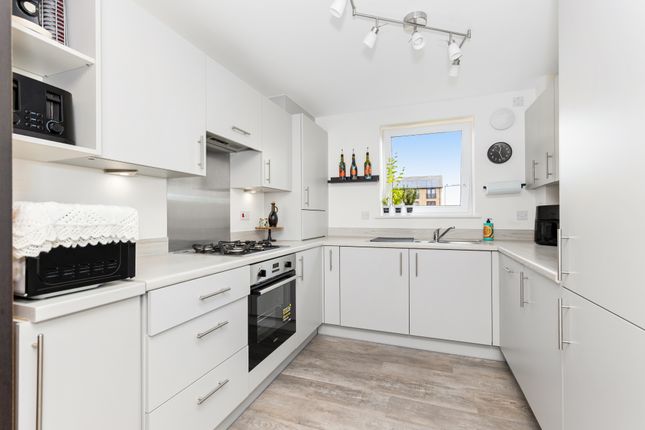 1 (Flat 4), Carswell Walk, South Queensferry photo 4