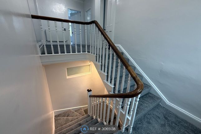 Flat, Chapel Road, Abergavenny photo 5