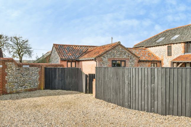Mannington, Jonas Farm,, Cromer Road, Norwich photo 2