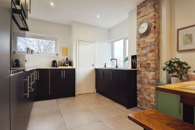 6, Quarry Close, Cardiff photo 3
