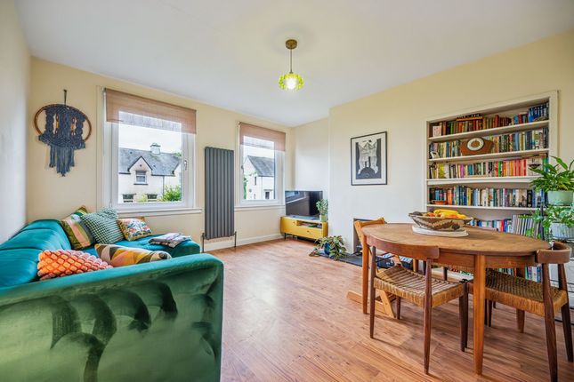 17 Charles Crescent Drymen, Glasgow photo 3