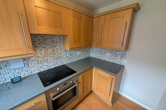 9, Templar Drive, Nuneaton photo 3