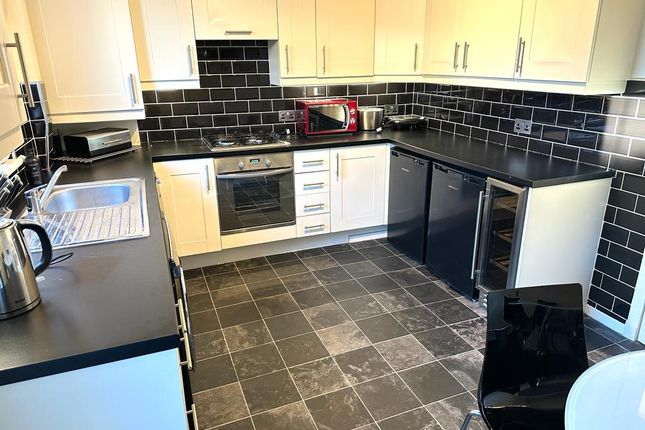 Terraced house to rent in Mitre Road, Jordanhill, Glasgow